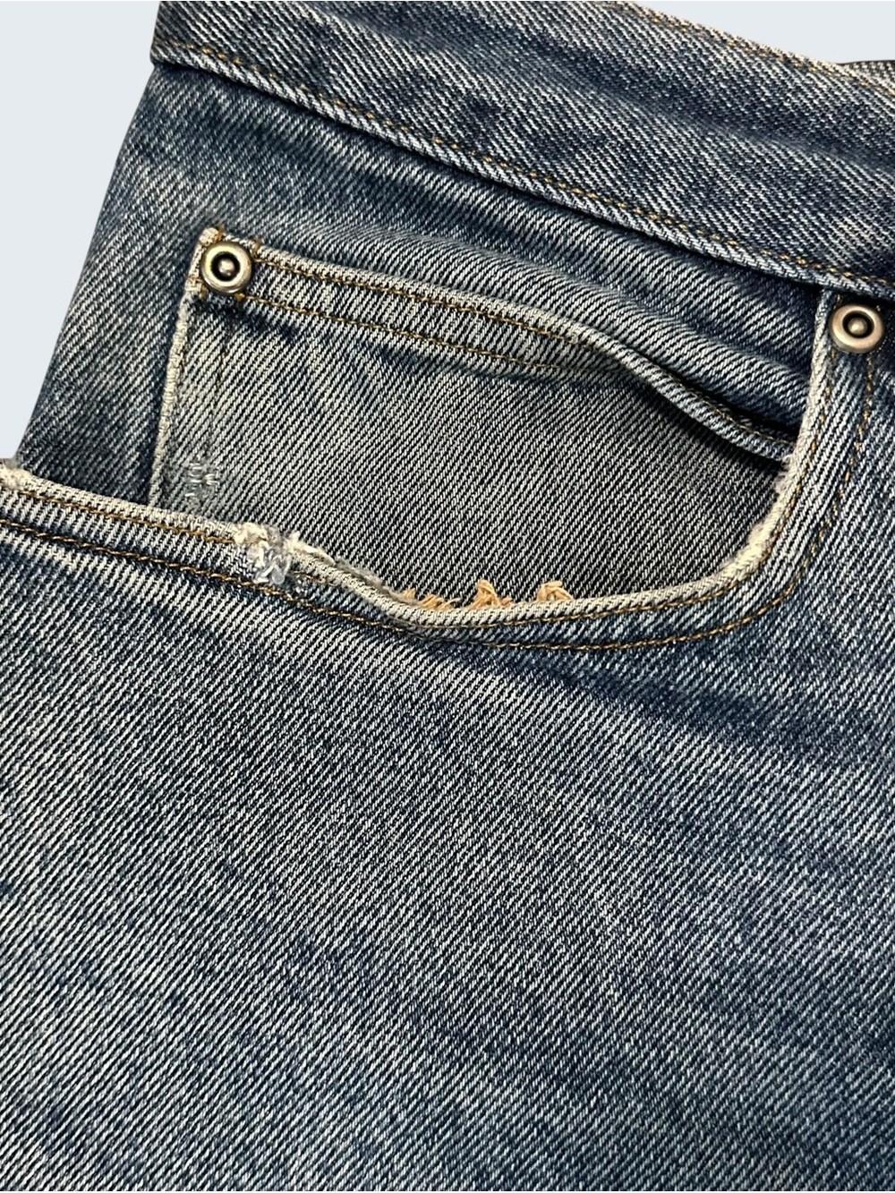 Duluth Trading Co Men's Straight-Leg Blue Jeans 37x34 - Picture 4 of 13